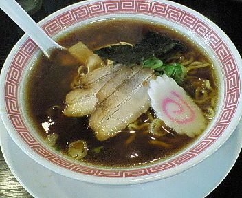 「（当店限定）二代目醤油ラーメン司ギョーザセット　７１２円　※」@幸楽苑 足立佐野店の写真