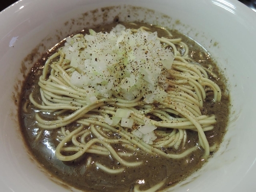 「濃厚烏賊ニボ」@煮干し中華蕎麦 山崎の写真