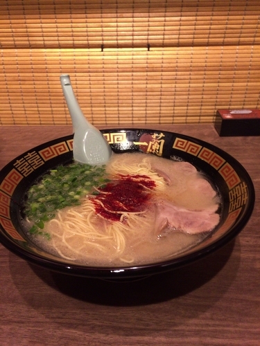 「天然とんこつラーメン」@一蘭 船橋店の写真