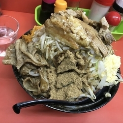 野菜ぬーどる＋焼肉＋チャーシュー＋味玉