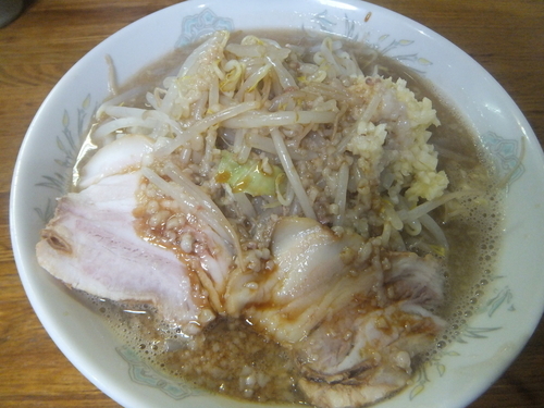 「ラーメン並250ｇ650円(ニンニクアブラカラメ)」@らーめん松信の写真