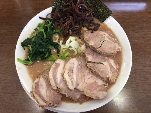 「チャーシューメン(900円)+ライス(100円)」@うまいヨ ゆうちゃんラーメンの写真