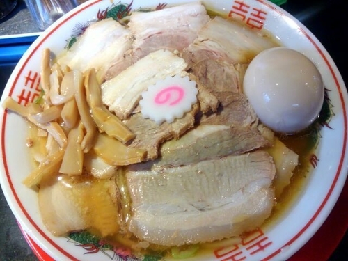 「肉煮干中華そば　780円」@肉煮干し中華そば さいころの写真