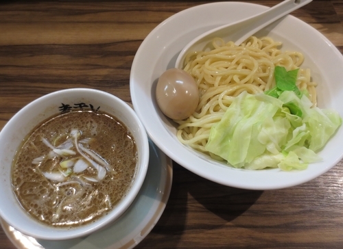 「煮干しつけめん（中盛）＋クーポン味玉　790円」@つけめん油そば 五丁目煮干しの写真