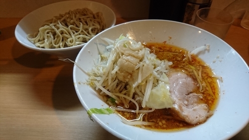 「裏つけ麺彩(ヤサイ･アブラ･カラメ)」@豚星。の写真