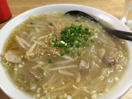 「塩味もやし麺550円半焼き飯セット730円」@南国食堂の写真