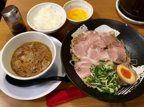 「つけ麺 とんこつ醤油味＋TKG」@とがの屋の写真