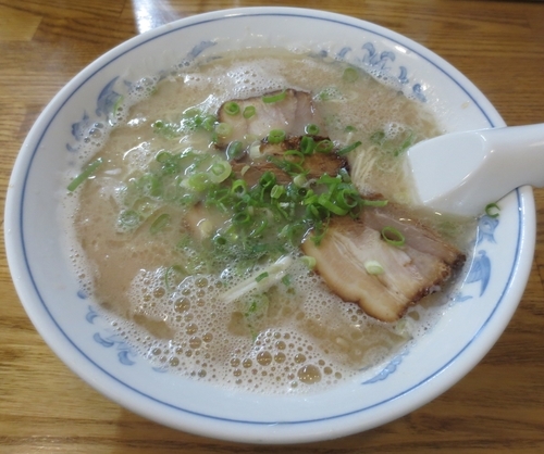 「博多ラーメン　650円」@博多ラーメン ばりこて 高田馬場店の写真