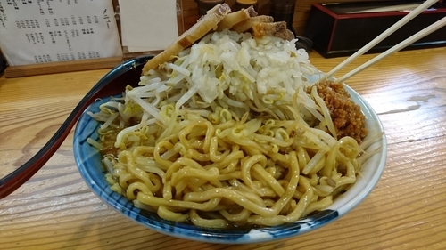 「（限定）カレー角ふじ①②③+特盛り+小ブタ」@角ふじ 心麺の写真
