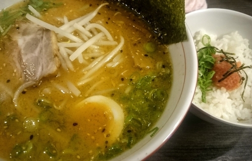 「牛骨みそ＋明太子ご飯（Ｂランチ、ランチ無料）」@牛骨ラーメン 香味徳の写真