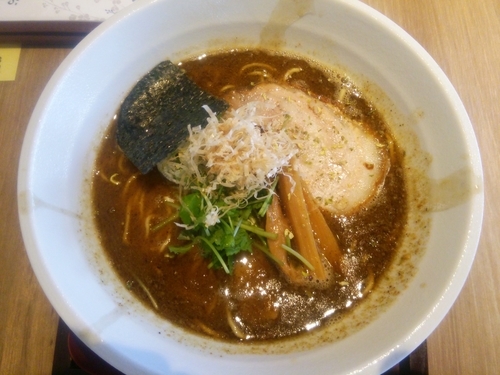 「お魚パンチ醤油ラーメン」@麺や Co粋の写真