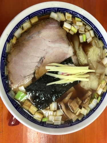 「ワンタン麺 780円」@中華そば 亀喜屋の写真