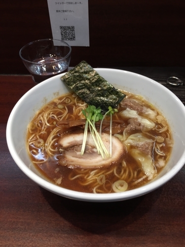 「ワンタン麺800円 今日の独学飯130円」@独学流らーめん 草加の陣の写真