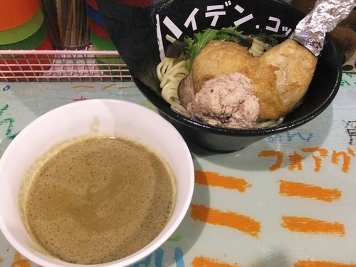 「【限定】鶏肉爆団★度肝しか抜かれないつけ麺（900円）」@ハイデン.コッコFACTORYサマンサ・タマサの写真