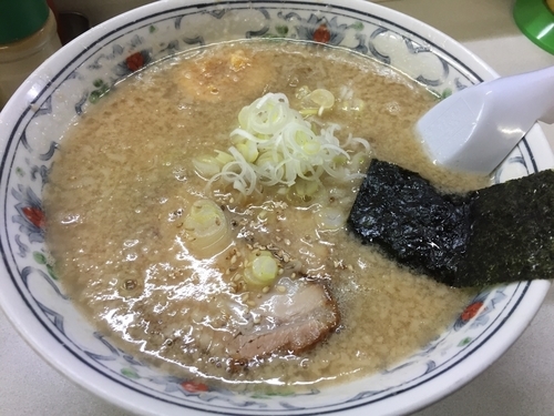 「特製背脂醤油ラーメン」@ラーメン・ぶーけの写真