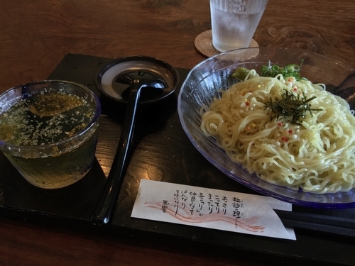 「冷やしつけ麺 大盛 牛すじごはん(小)付き ¥1,000」@玉響 東浦店の写真