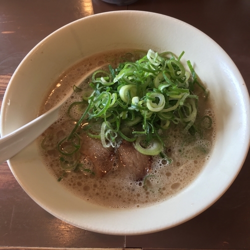 「博多豚骨ラーメン ねぎ (700円)」@幸心堂の写真