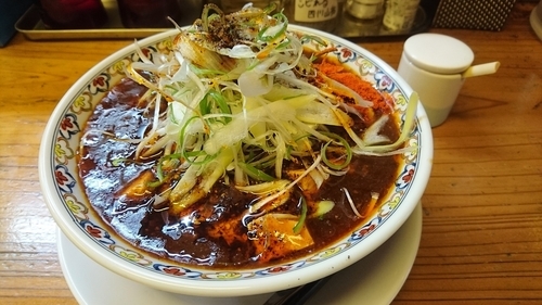 「辛っとろ麻婆麺」@辛っとろ麻婆麺 あかずきんの写真