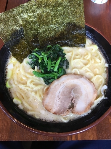 「塩」@横浜家系ラーメン 順吉家の写真