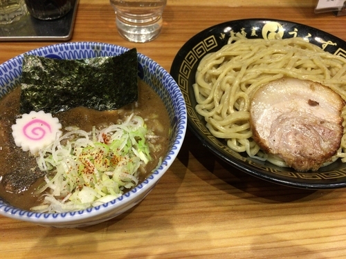 「つけ麺（小）＋味玉（サービス）」@中華蕎麦うゑずの写真