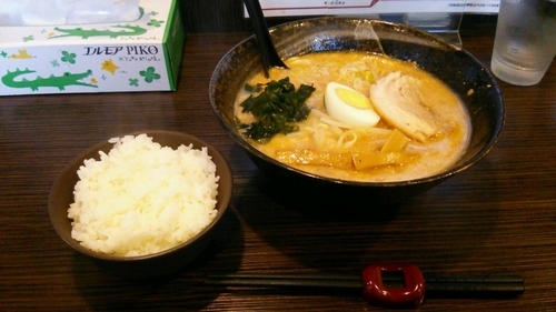 「こくうま（味噌）800円+小ライス（ランチサービス）」@旭川発 ら～めん 悠Youの写真