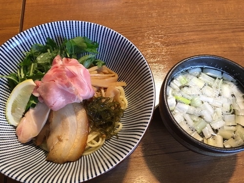 「煮干しつけそば」@寿製麺よしかわ 川越店の写真