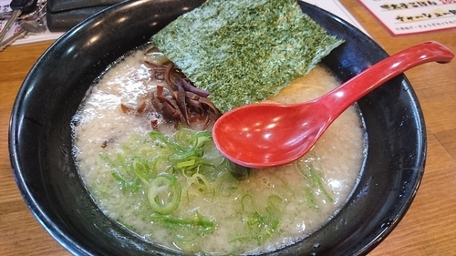 「博多ラーメン」@有頂天 豊田店の写真
