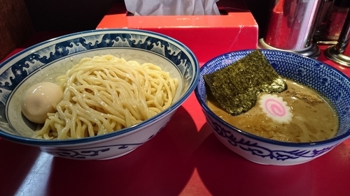 「つけ麺 (中盛)＋味玉(ランチサービス)￥ 780」@らーめん・つけめん こてんぱんの写真