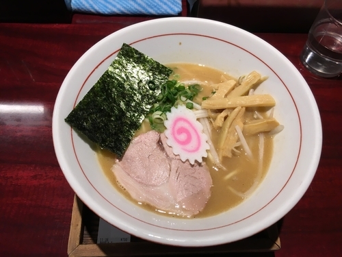 「鶏魚介らーめん」@麺屋まるの写真