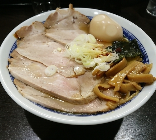 「塩ラーメン並＋チャーシュー＋味玉」@中華そば べんてんの写真