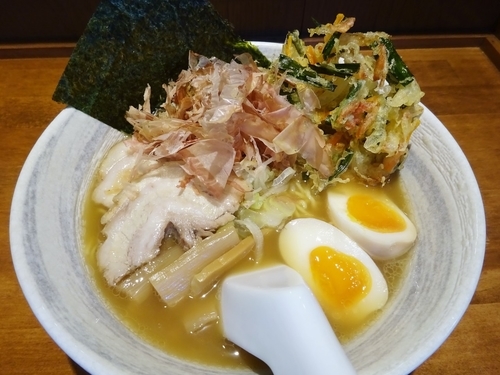 「阿闍梨一番だし醤油ラーメン　　950円」@新宿 阿闍梨NZの写真
