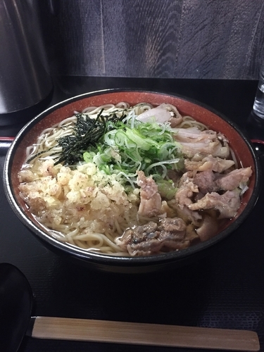 「温かい鳥中華 大  750円」@肉そば藤七の写真