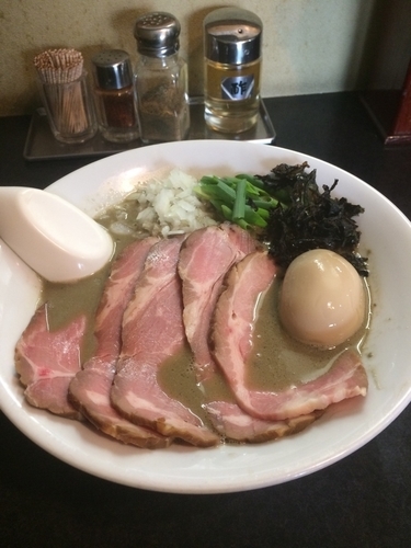 「濃厚そば＋味玉＋チャーシュー」@麺処 晴の写真