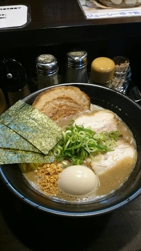 「全部入りらーめん」@ラーメンくれはの写真