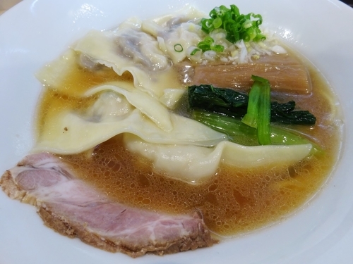 「イタリア産ポルチーニ入りワンタン麺　　950円」@麺匠 きくちの写真