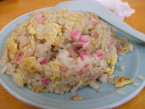 「半チャーハン　３００円」@タンタンメン本舗 曙町店の写真