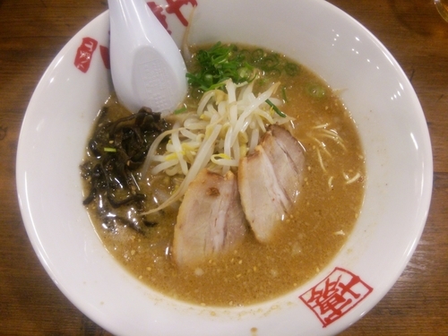 「ばりきめん（はりがね）＋特辛＋替玉×2（はりがね、粉おとし）」@八番山 博多らーめん ばりきや 前橋店の写真