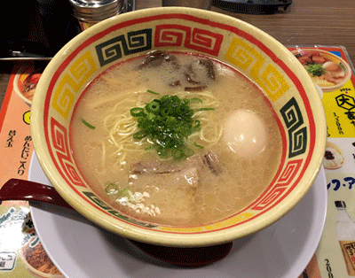 「九州じゃんがら　半熟味玉子入り（800円）」@東京じゃんがら 丸の内店の写真