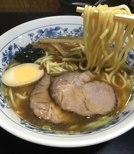 「ラーメン ¥730 (麺少なめ/200gで）」@麺屋 ごとうの写真