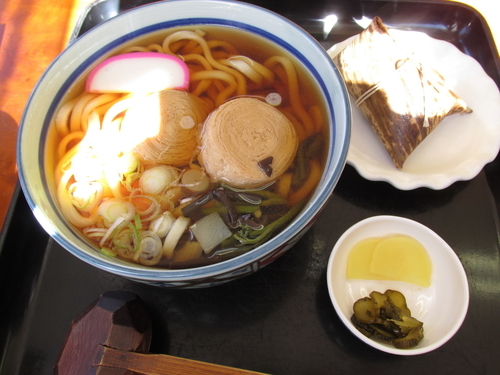 「ゆばうどん（ちまき付き）　「1,300円」」@湖楽の写真