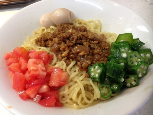 「キーマカレーまぜそば　￥８３０」@麺屋 久兵衛の写真