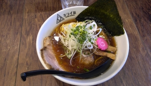 「TOKYO醤油ラーメン」@noodle kitchen ミライゑの写真
