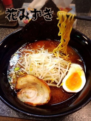 「熟達黒￥850」@ラーメン花みずきの写真