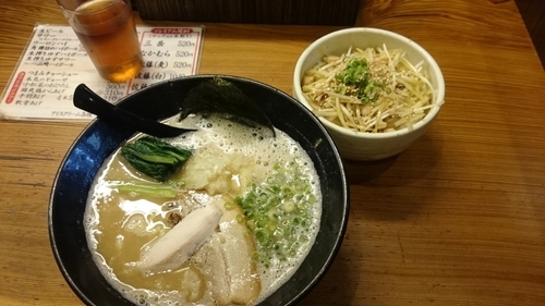 「鶏白湯らーめん、ネギチャーシュー丼」@三代目麺処 「まるは」極 船橋店の写真