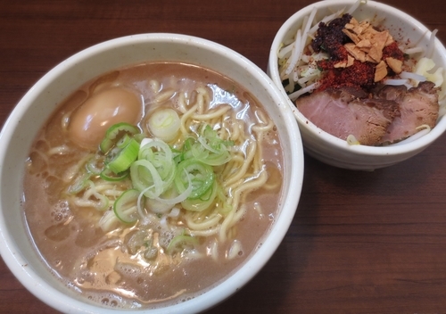 「らーめん＋カラベジ＋クーポン味玉　800円」@麺処 一笑の写真