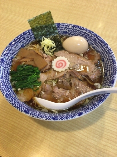 「長岡中華そば 大盛り チャーシュー 味付たまご 900円」@かみの屋の写真