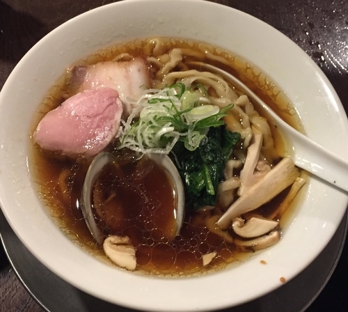 「松茸と貝の醤油そば900円」@立ち呑み居酒屋 金町製麺の写真