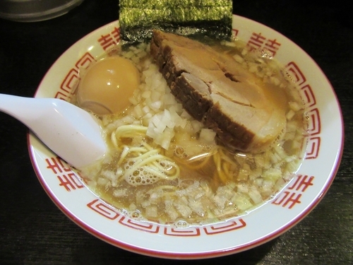 「淡麗中華ソバ・裏（７５０円）＋味玉１００円」@中華ソバ 伊吹の写真