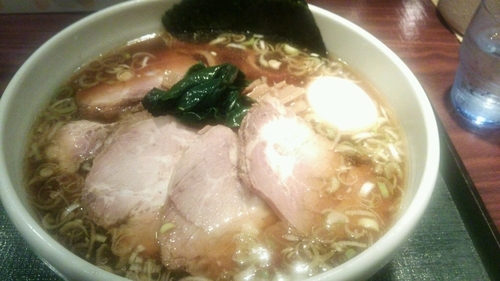 「ちゃあしゅう中華そば(こってり・太麺)+大盛+メンマ」@中華そば・つけそば専門店 一丸の写真