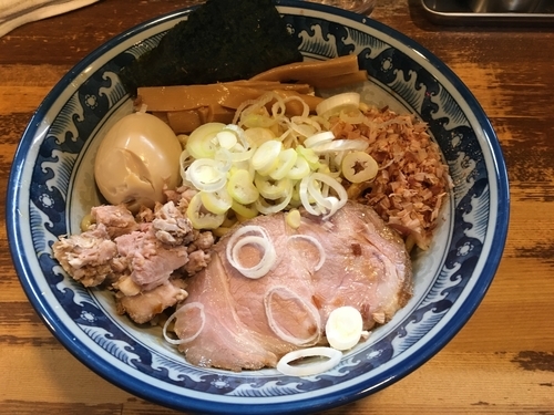 「油そば+燻玉／￥780+100」@兎に角 松戸店の写真